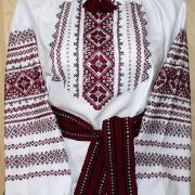 Жіноча вишиванка "Скарб" фото