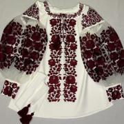 Жіноча вишиванка "Міранда" фото вишиванок