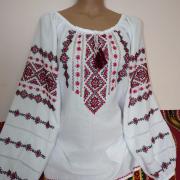 Женская вышиванка "Цветочная аура" фото