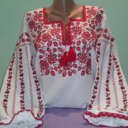 Женская вышиванка "Красные розы" фото Крестик Киев