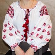 Біла жіноча вишиванка "Аврора" фото