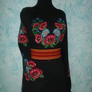 Цветочная вышиванка из черного шифона