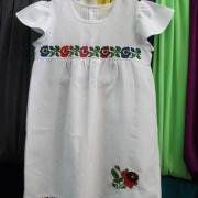 Детское платье с борщевскими цветами