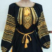 Женская черная вышиванка "Золотая аура"