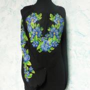 Украинская вышиванка "Синие цветы"