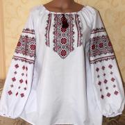 Жіноча вишиванка ручної роботи "Цвіта" вишита блуза хрестиком