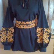 Красивая вышитая женская рубашка "Кокетка" фото