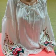 Елегантна жіноча блуза на шпателі "Царська квітка" вишиванки Україна