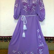 Женское вышитое платье "Шифоновые лепестки" фото