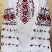Традиційна українська вишиванка "Святкова" фото