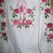 Вишиванка для дівчинки "Рожеві троянди"