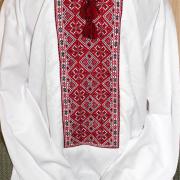 Мужская вышиванка красно-черная крестиком