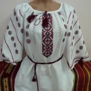 Женская вышиванка традиционная "Летняя песня"