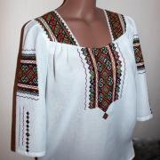 Авторская женская вышиванка "Гуцулка"