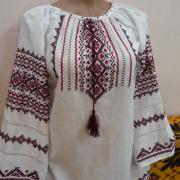 Вышиванка женская нарядная крестиком