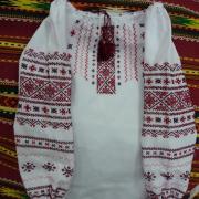 Жіноча вишиванка на поплине хрестиком