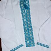 Вышиванка с желто-синим узором на мальчика