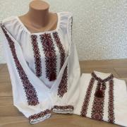 Белые семейные вышиванки "Обильный нрав" купить парые вышиванки