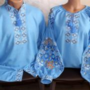 Парні вишиванки блакитні «Квітуча магія» купити сімейні вишиванки