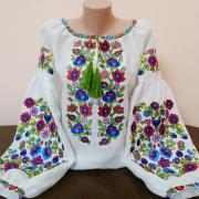 Яскрава жіноча вишиванка "Квітковий калейдоскоп" фото