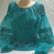 Стильная бирюзовая вышиванка из евро сетки "Мелоди" фото вышиванки