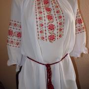 Белая вышитая блузка на шифоне по дешевой цене