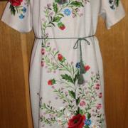 Украинское вышитое платье с цветами